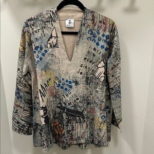 Artistic Print V-Neck Tunic size L